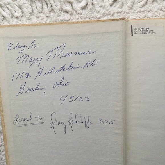 Sign Language Book - Picture 8 of 9